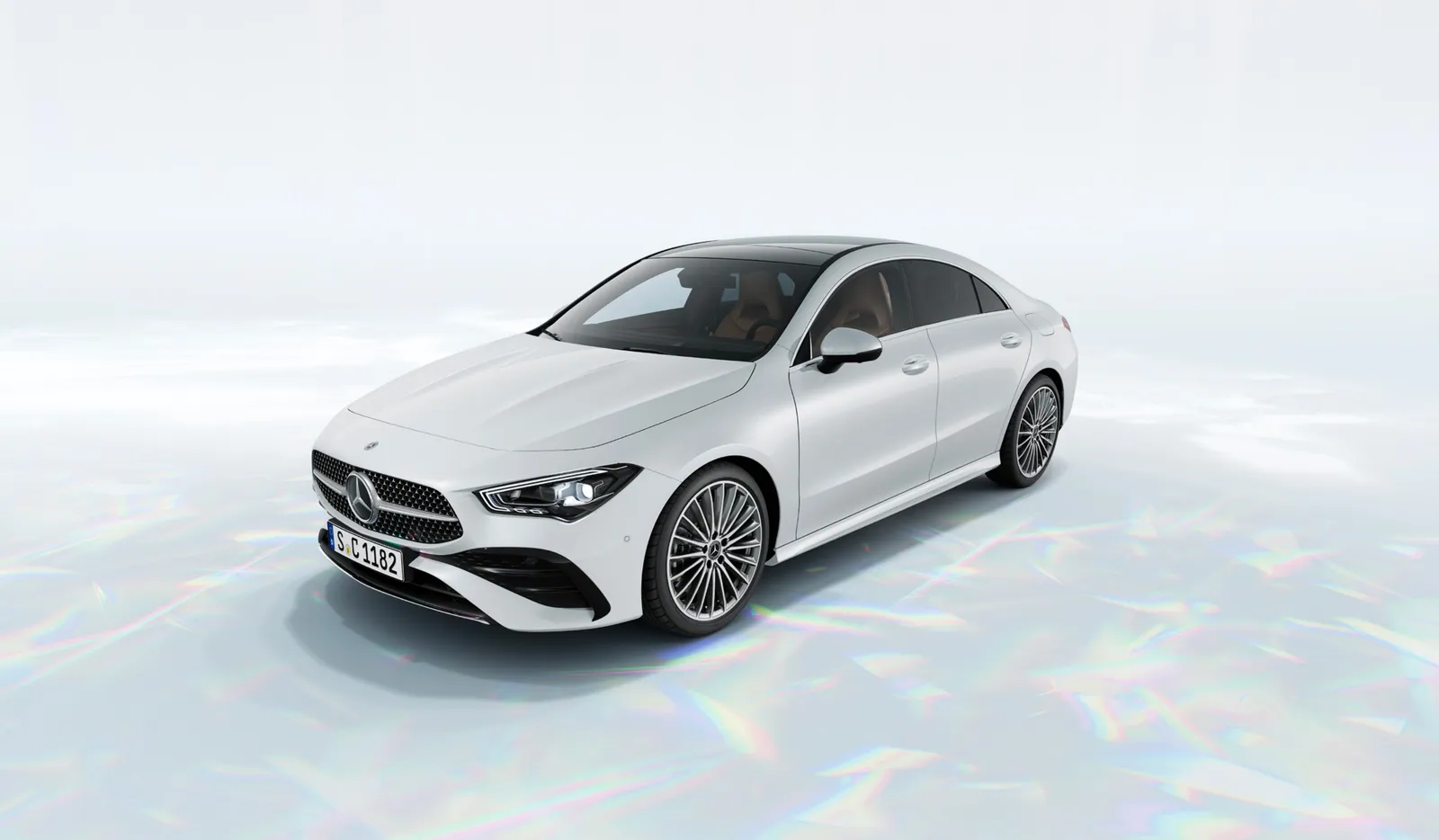 CLA 쿠페 전측면