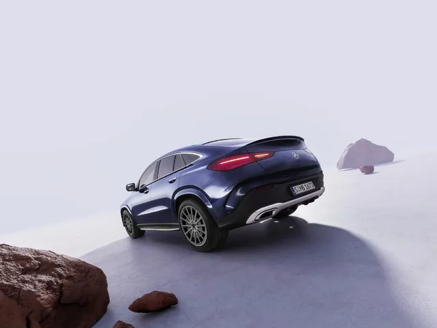 GLE 쿠페 후측면
